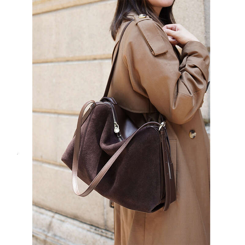 Luxury Bags Designer Niche Fashion Tote Boston Beach Bag Leather Multifunctional Shoulder Bag Large Capacity New Hobo handbag