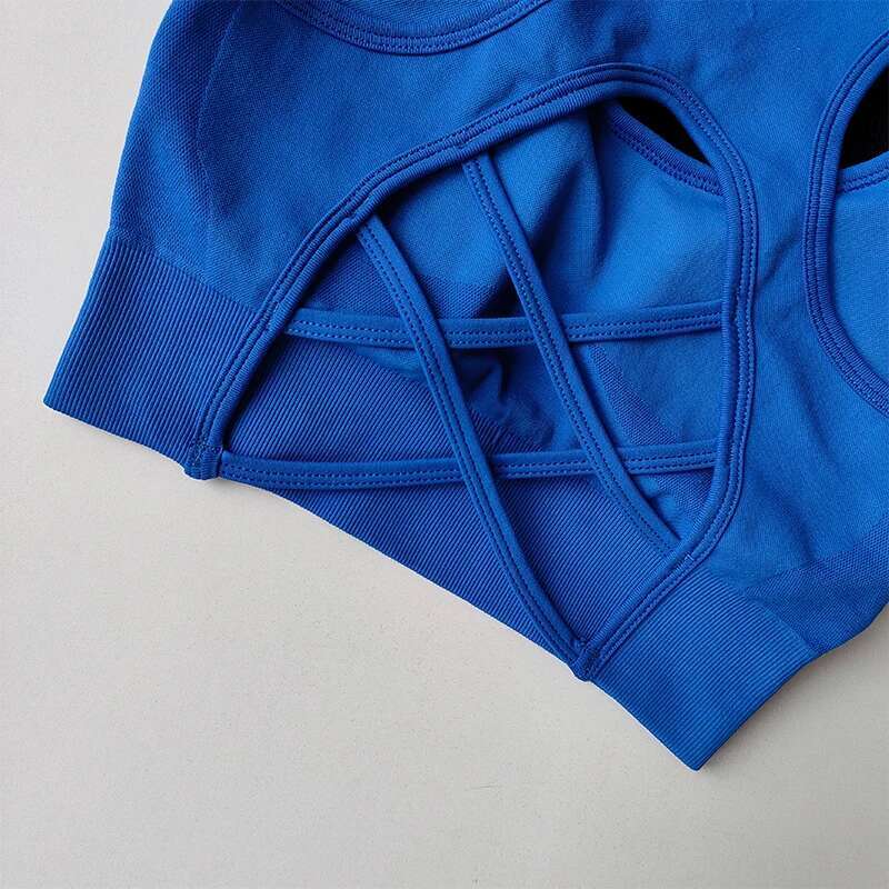 High Waist Hip Lifting Fiess Set for Women with Beautiful Back Sport Bra Yoga Dress Tight Training and Sports Shorts Suit
