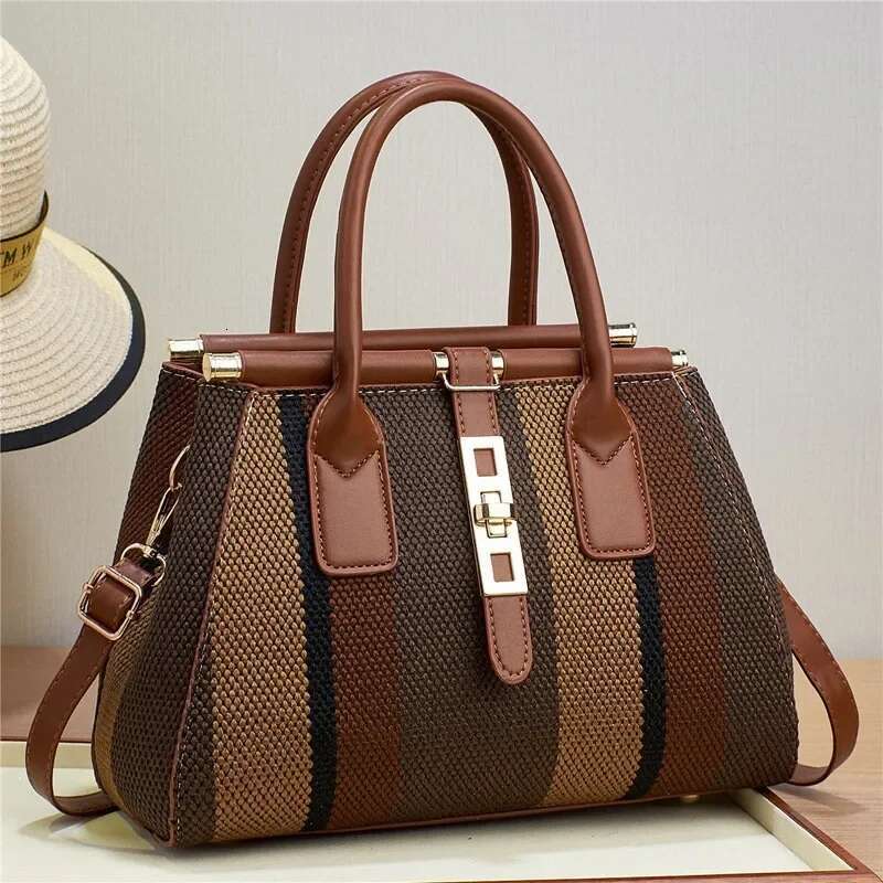 Women's Handbags, High-End Niche Classics, Versatile One-Shoulder Crossbody Bags, Large-Capacity Emed Braided Textures