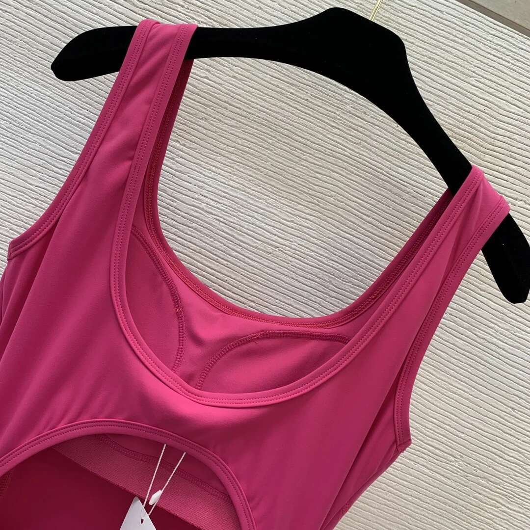2025 New Slim Fit, Slimming, High Stretch Fiess Yoga Suit Tight Fitting Jumpsuit 17