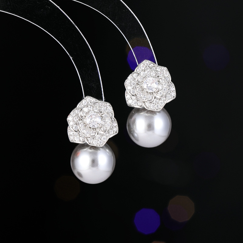 Dainty Crystal Camellia Flower Earrings for Women 18K White Gold Plated Copper Freshwater Ball Pearl Stud Earrings Luxury Design Love Couple Earrings 