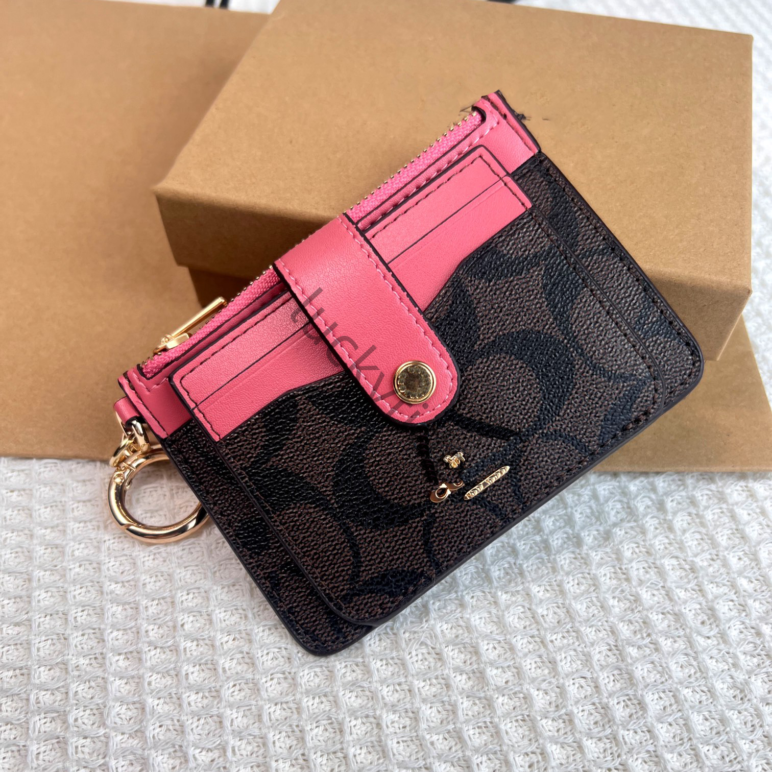 Bag charm designer keychain Sophisticated Feminine Wallet Keeper Exquisite Braided Detailing Mini Change Pouch Perfect Gift Item hjs01 luckytide