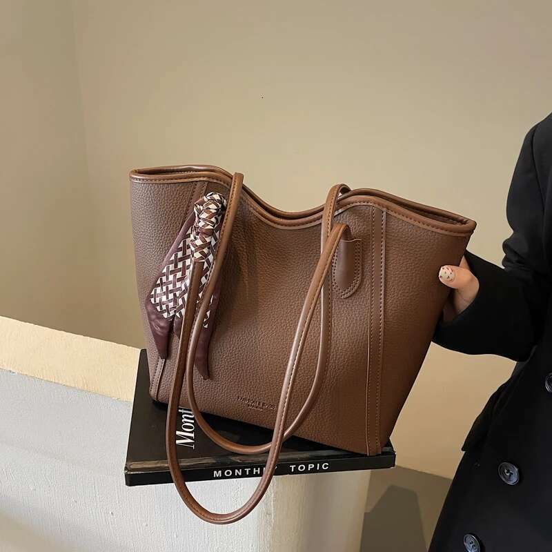Brand PU Leather Shoulder High End Women S Fashion Casual Niche Large Capacity Scarf Handbag Ladies Tote Bag
