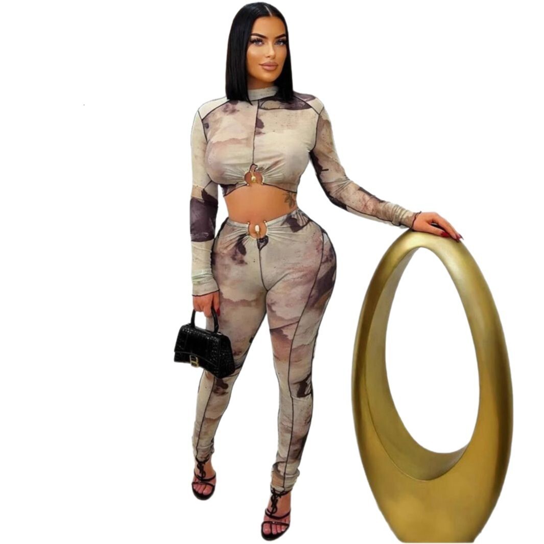 2025S Designer Women s Set New fashion trend printed contrasting metal design slim fit short sleeved top long pants set