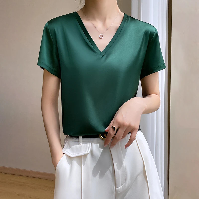 summer basic solid womens T-shirt V-neck short sleeved tee top satin silk elegant thin womens shirt 250402