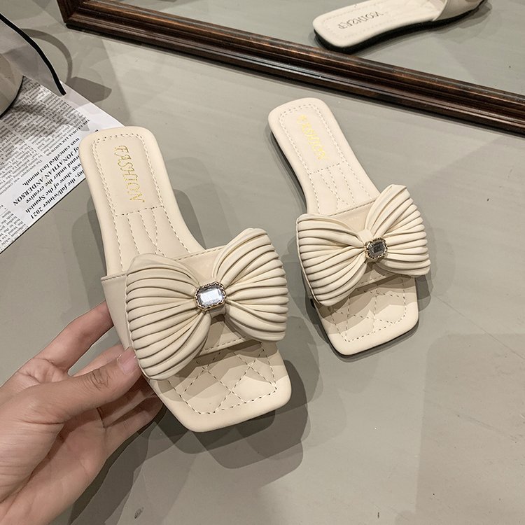 Women's 2025 summer new plus-size women's shoes comfortable flat shoes wear fairy small fragrant wind flip-flops shoe size 35-43