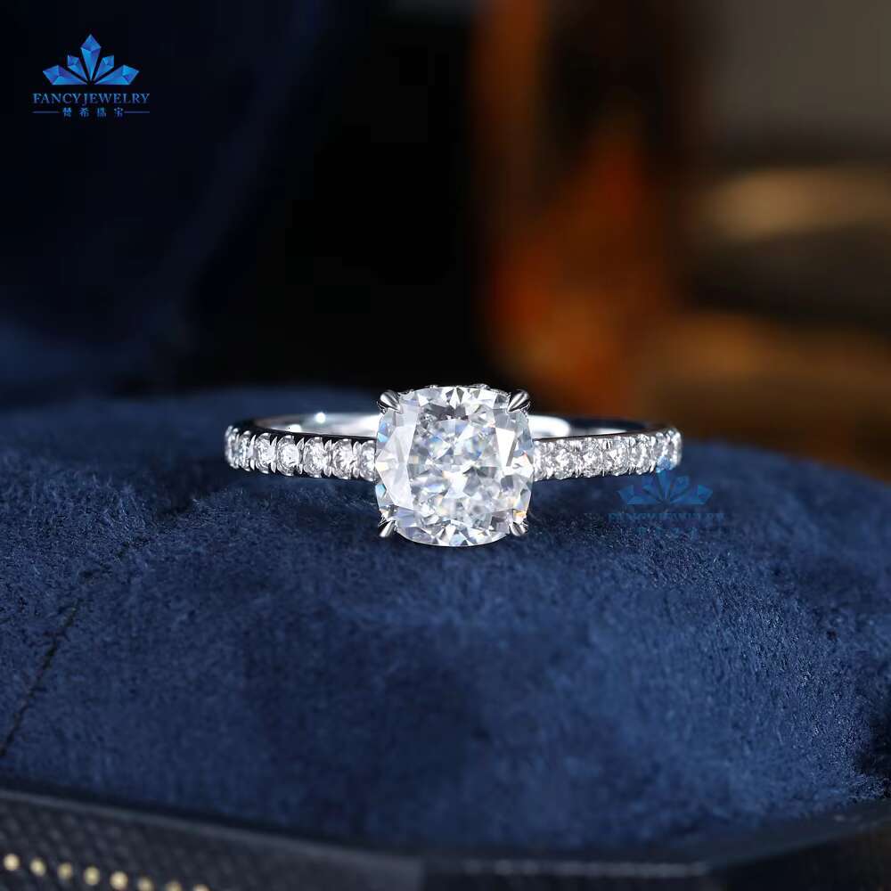 Tendy 2ct 7X7mm Engagement Moissanite Rings Diamond Wedding Jewelry Cushion Crushed Iced Cut 18k White Gold Ring for Women