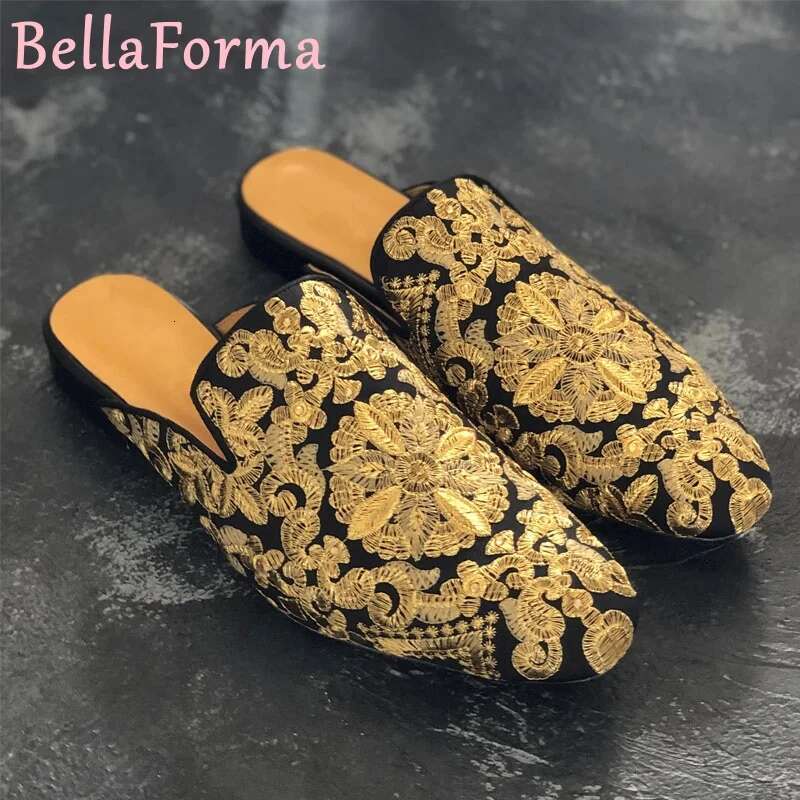 Men's Gold Totem Embroidered Loafers Light Breathable Beach Commuter Banquet Suit Large Size Open Heel Slippers 2025 New