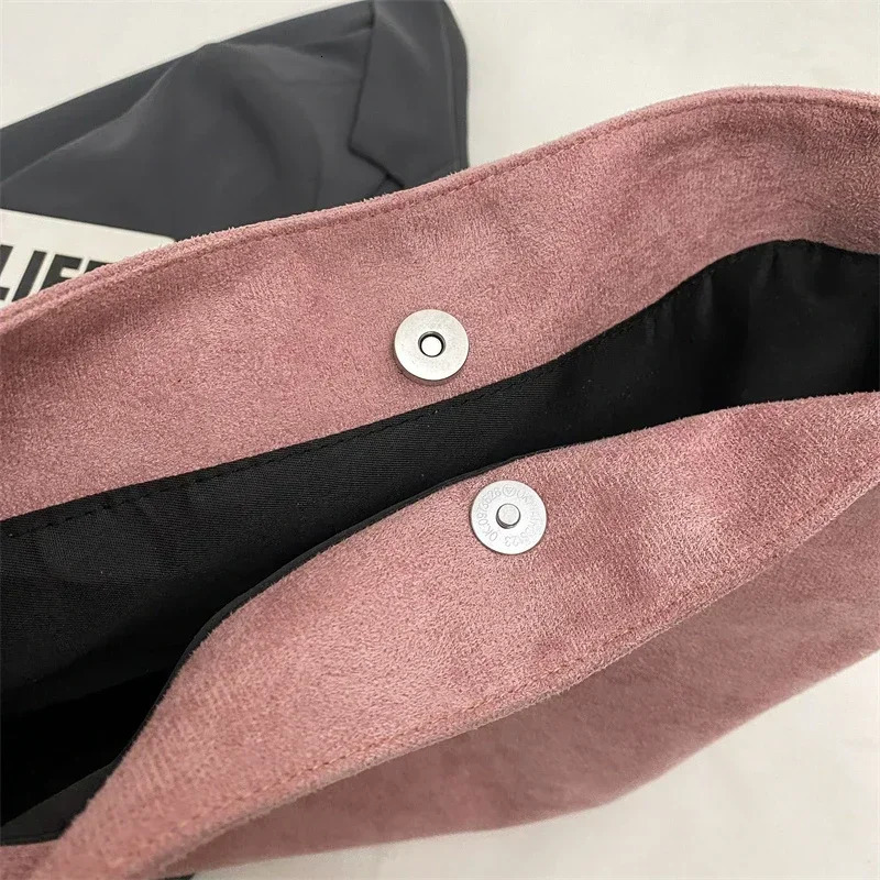 Velvet Solid High Quality Tote Bag High Beauty Buckle Simple Fashion Crossbody Bag Soft Large Capacity Handbag 250408