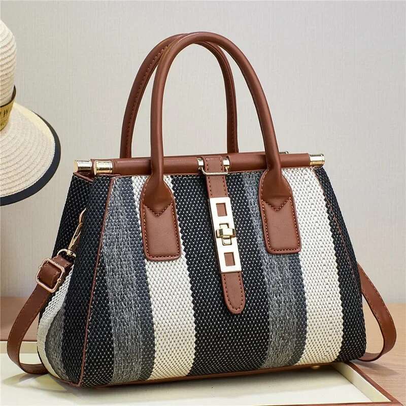 Women's Handbags, High-End Niche Classics, Versatile One-Shoulder Crossbody Bags, Large-Capacity Emed Braided Textures