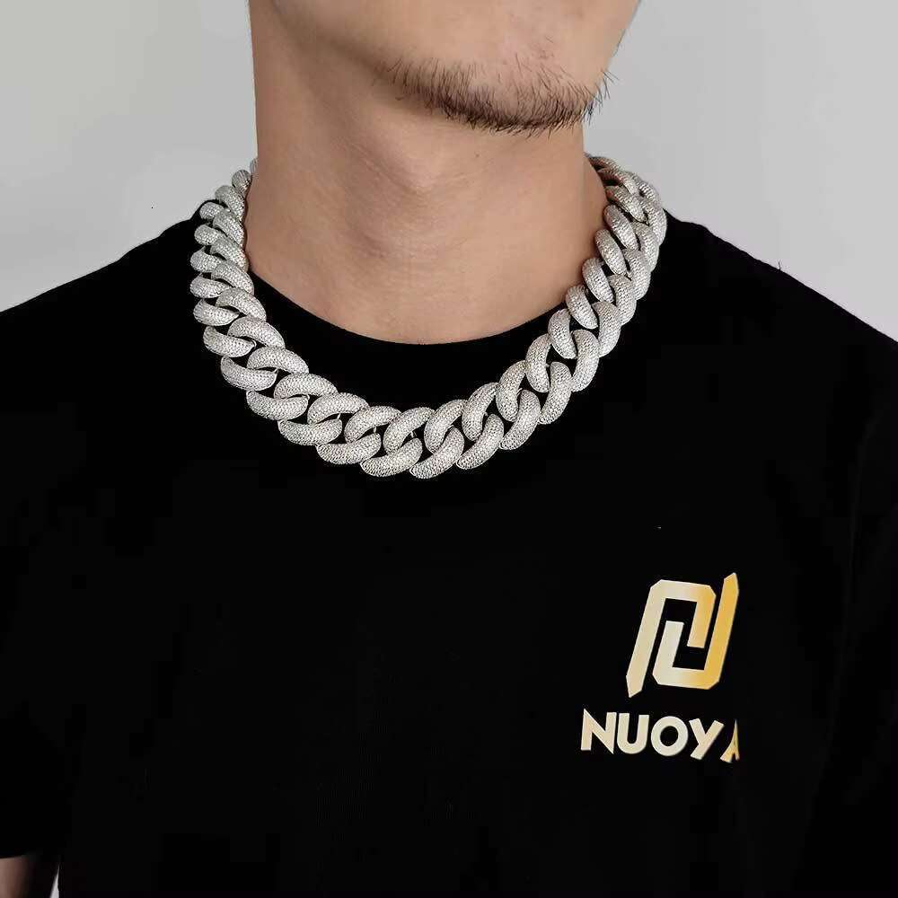 Hot Selling 25mm Full Diamond 18k Cuban Necklace Fashion Jewelry Necklace Light Luxury Hip Hop Necklace