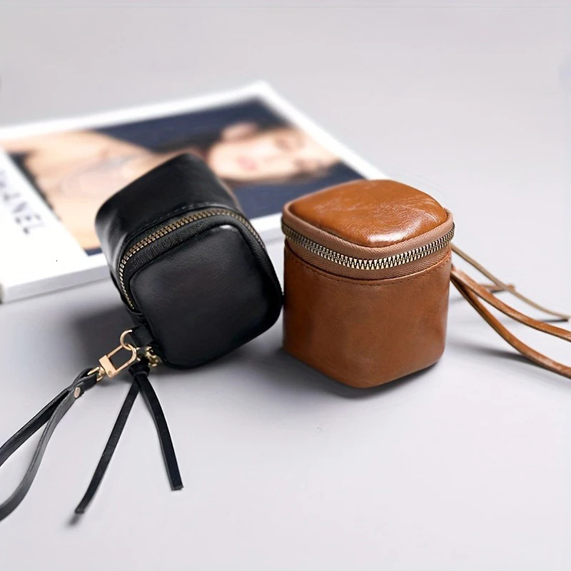 Chic PU Cube Clutch Mini Zipper Makeup Box for HandbagBackpack Decoration Jewelry Storage Fashion 250408