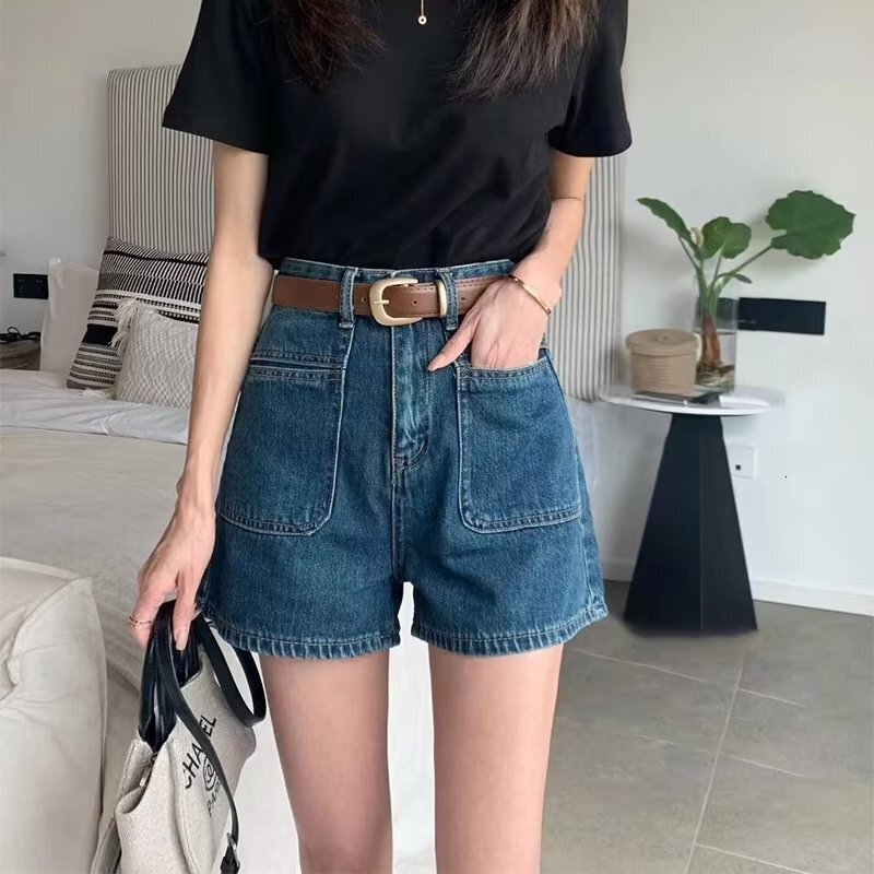 2025 New Designer Shorts Minimalist Double Denim Shorts For Women Summer New High Waisted Slimming Wide Leg Pocket Design A-line Hot Pants