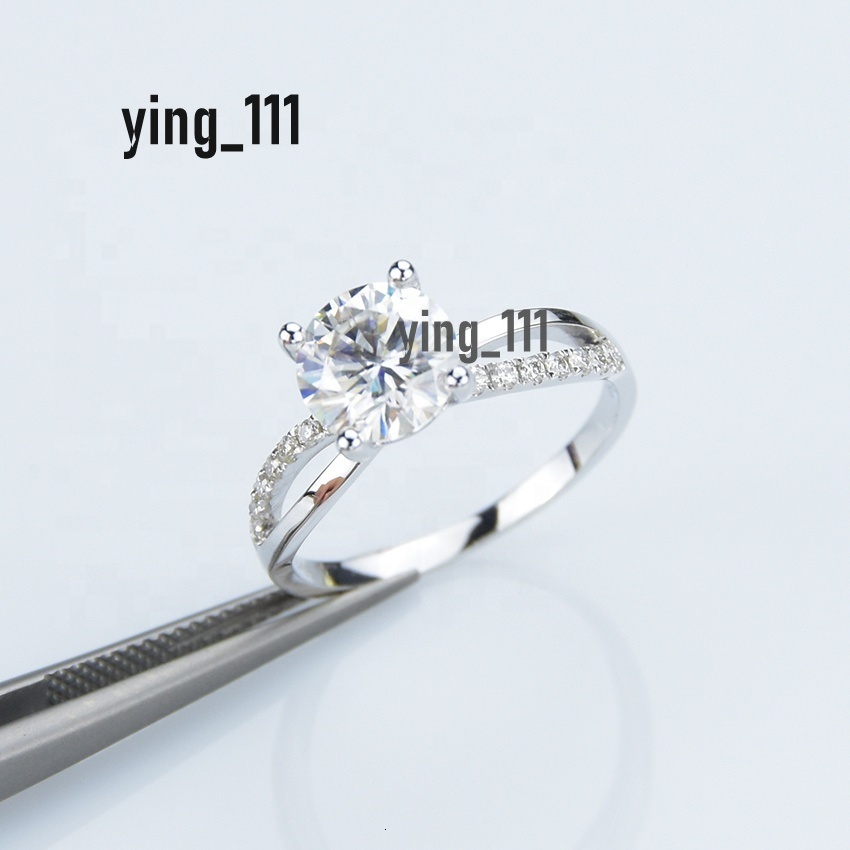 Superior Quality 18k White Gold Jewelry/Jewellery Four Clow Round Moissanite Wedding Rings for Woman
