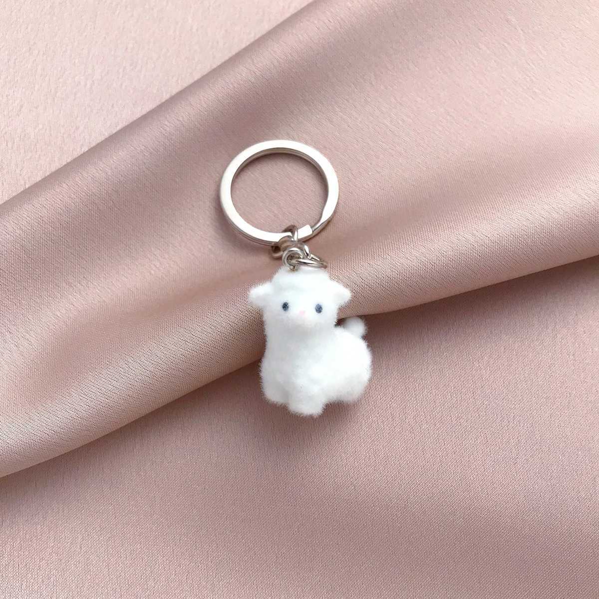 Cute plush resin lamb pendant keychain suitable for women simple design animal bag car key young girls jewelry N885XJ250409
