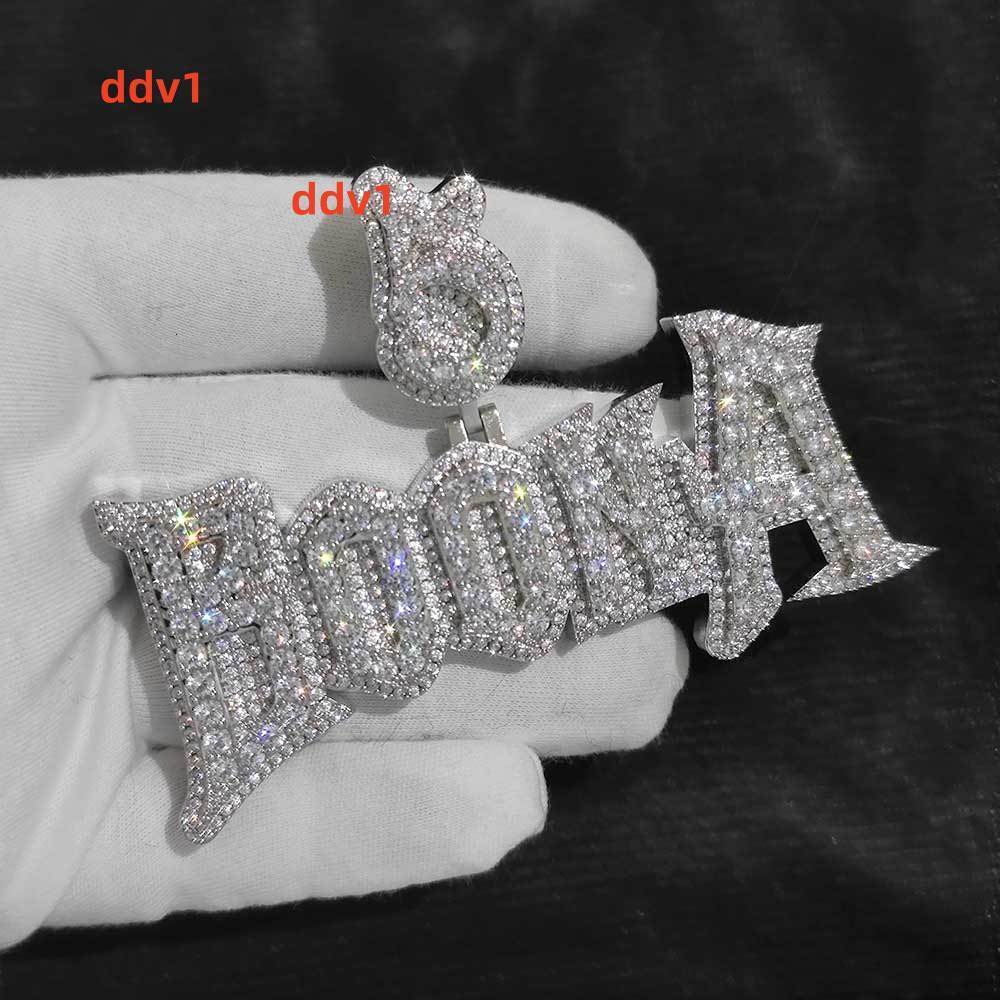 NUOYA Customized Hip Hop Jewelry Iced Out Diamond Name Pendant Personalized Shiny Diamond Custom Letter Pendant Customizable