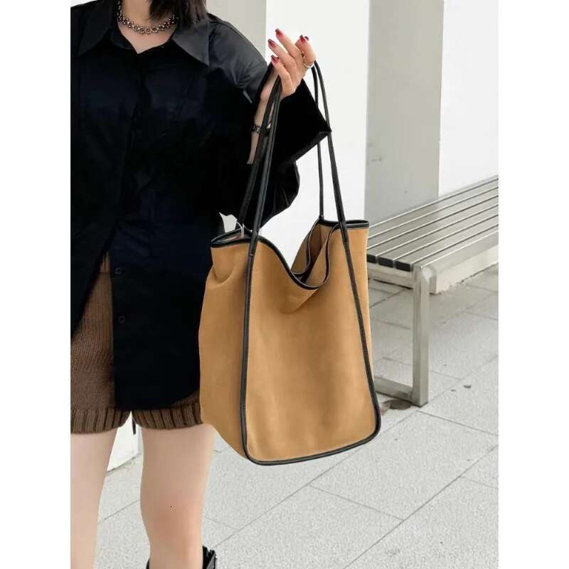 Niche Texture First-Layer Cowhide Frosted Bucket Tote Hand-Held One-Shoulder Casual Commuting Bag For Women 2024 Autumn New