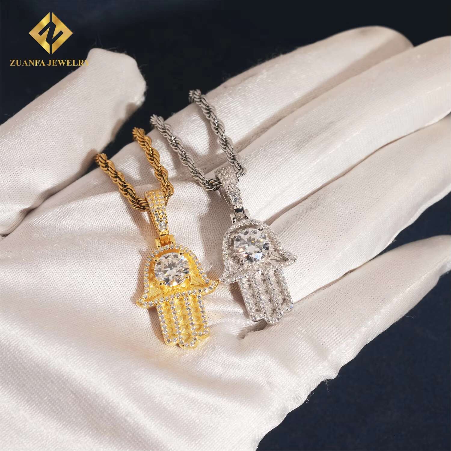 Factory Price Fine Hip Hop VVS Moissanite Jewelry Charm Pendant 925 Silver Custom Iced Out Diamond Hamsa Hand Lucky Pendant Gift