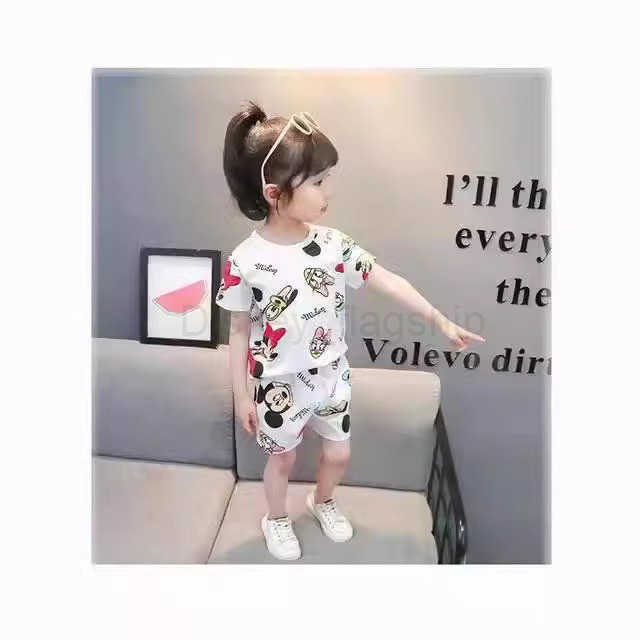 Disney 2024 Childrens New Cartoon Mickey Printed Summer Set Mens and Womens Short sleeved Shorts Sports Two piece SetXJ250409
