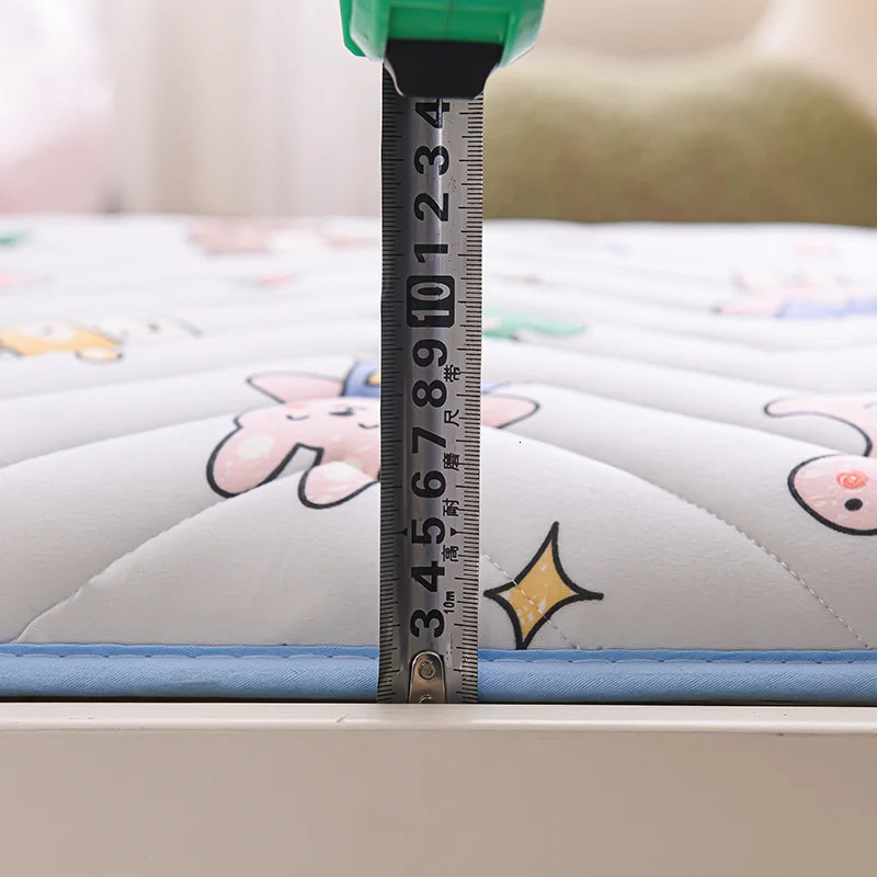 Baby crib set baby mattress baby latex pad baby kindergarten baby crib set baby crib 250409