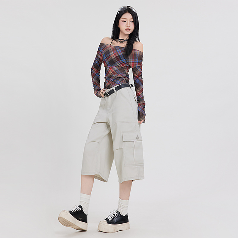 2025S Women s Designer Shorts American Style Large Pocket One Seventh Denim Shorts Summer Design Sense Loose Tencel Pants Wide Leg Mid Pants Hot Pants