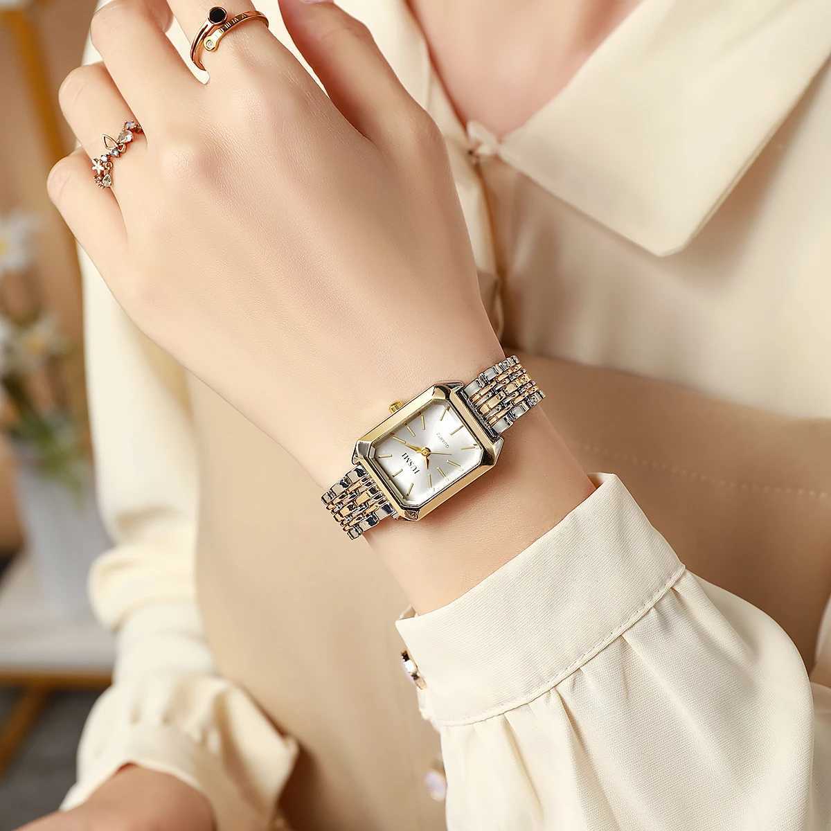 New type of improvised explosive square bar dial steel strip quartz watchXJ250408