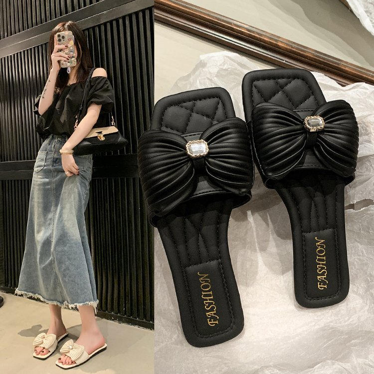 Women's 2025 summer new plus-size women's shoes comfortable flat shoes wear fairy small fragrant wind flip-flops shoe size 35-43
