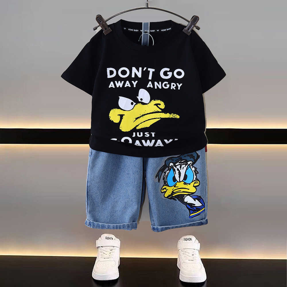 Disney Boys set childrens street bombing short sleeved T-shirt 2024 new style trendy denim shorts for boys and babies in summerXJ250409