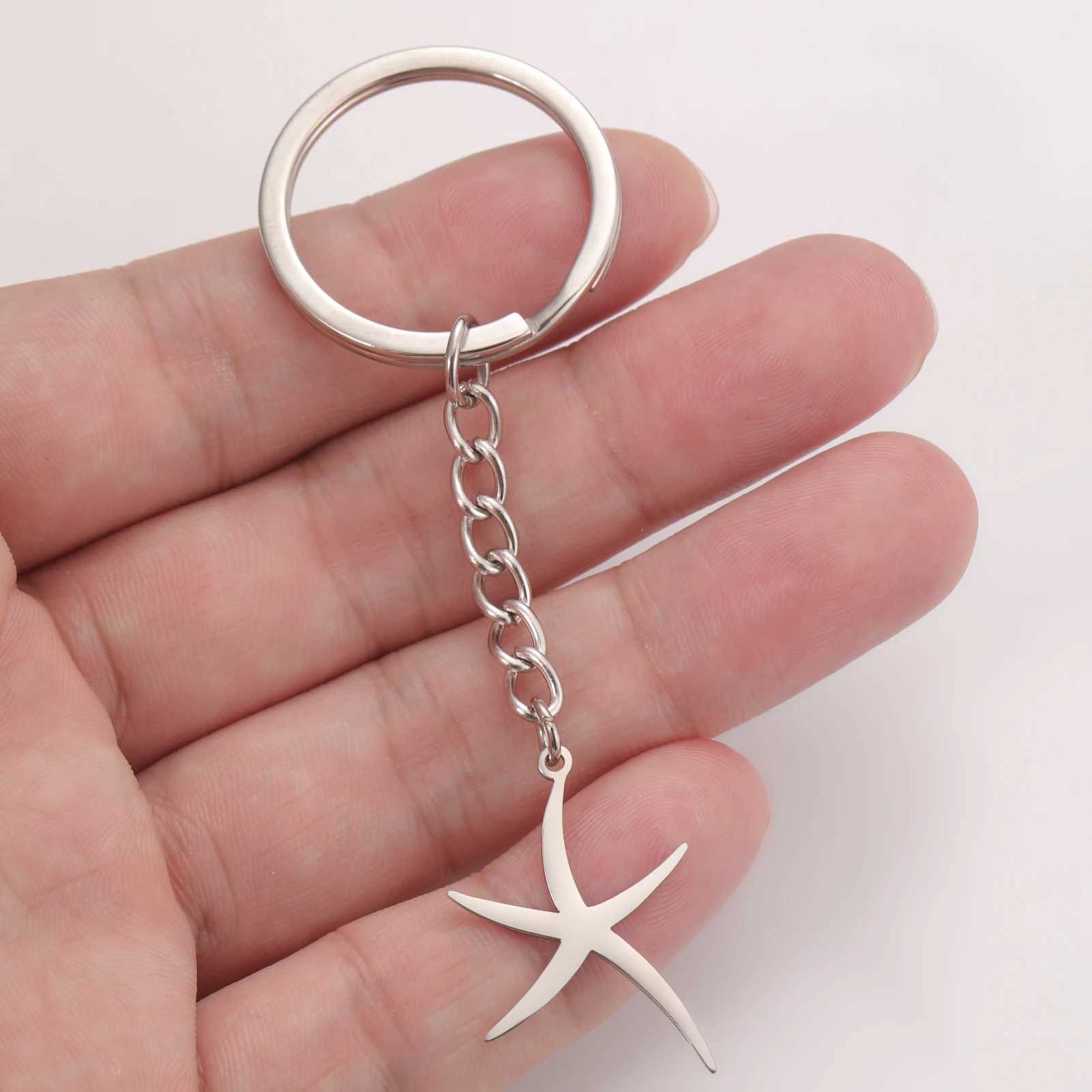 Lucktune Seastar Beach style keychain stainless steel starfish pendant car keychain suspension jewelry decoration giftXJ250409