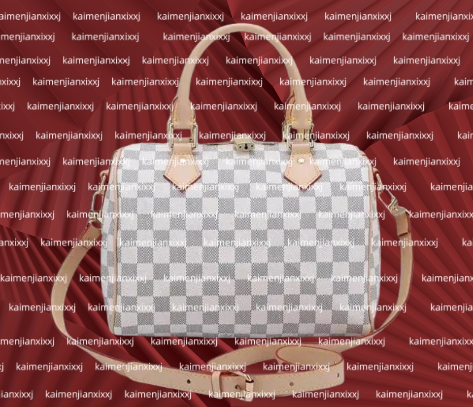2025 New Women bag Messenger Travel bag Classic Style Fashion bags Shoulder Bags Lady Totes handbags 30 cm With Gold lock Purse Crossbody Bag 5188