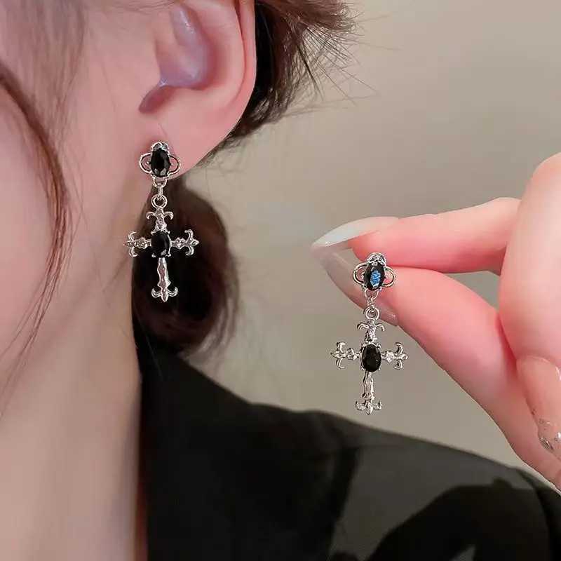 Gothic Cross Black Drill Drop Earrings Women Punk Halloween Jewellery Creativity Fashion Gorgeous Statement Jewelry Girl Gifts Z250408