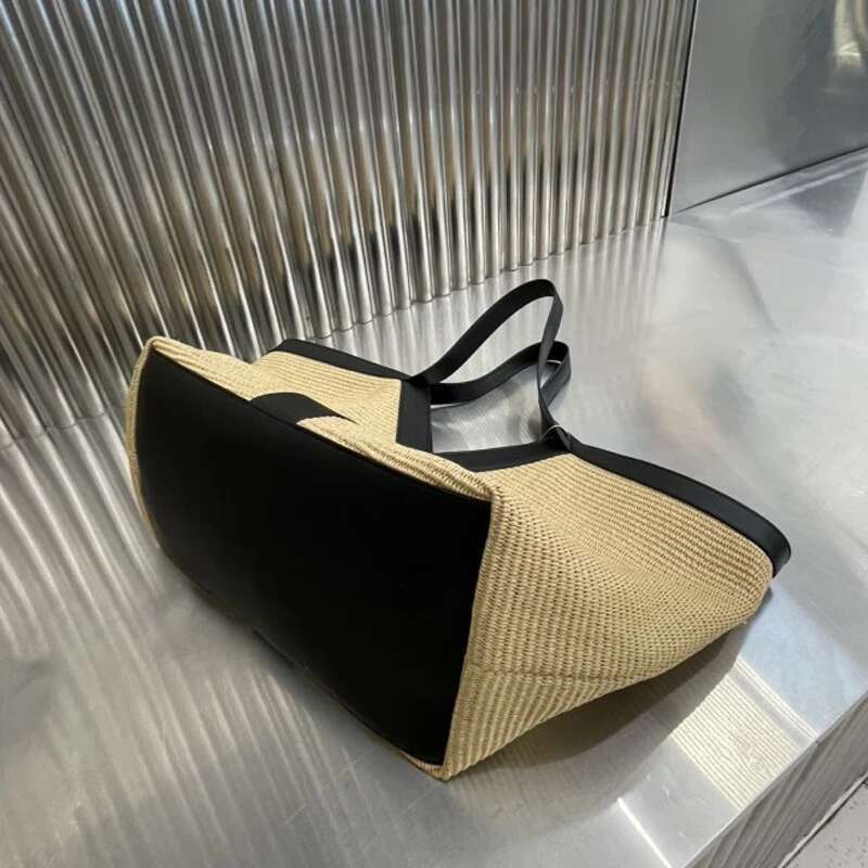 Beach Oversize Tote Bags For Women Designer Handbag Purse 2025 New In Straw With Cowhide Large Capacity Underarm Shoulder