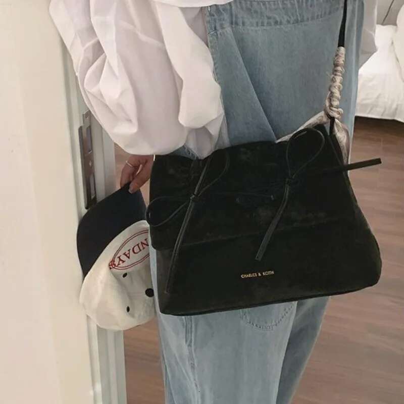 MBTI Pink Womens Shoulder 2024 Fashion Pleated Elegant Casual Bow Tote Bag Scarves Large Capacity Exquisite Female Handbag