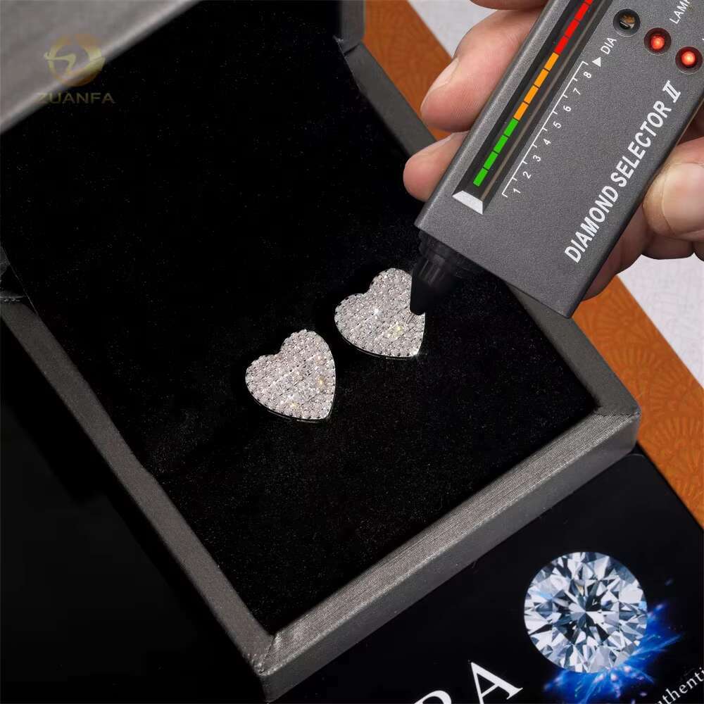 Hot Selling Popular Iced Out Hip Hop 925 Sterling Silver Moissanite Diamond Love Heart Stud Earrings