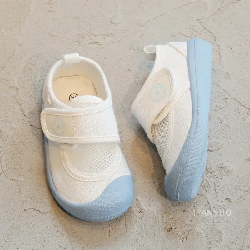 Spring and summer mesh breathable childrens canvas shoes kindergarten baby solid casual shoes soft soled boys shoes 250409