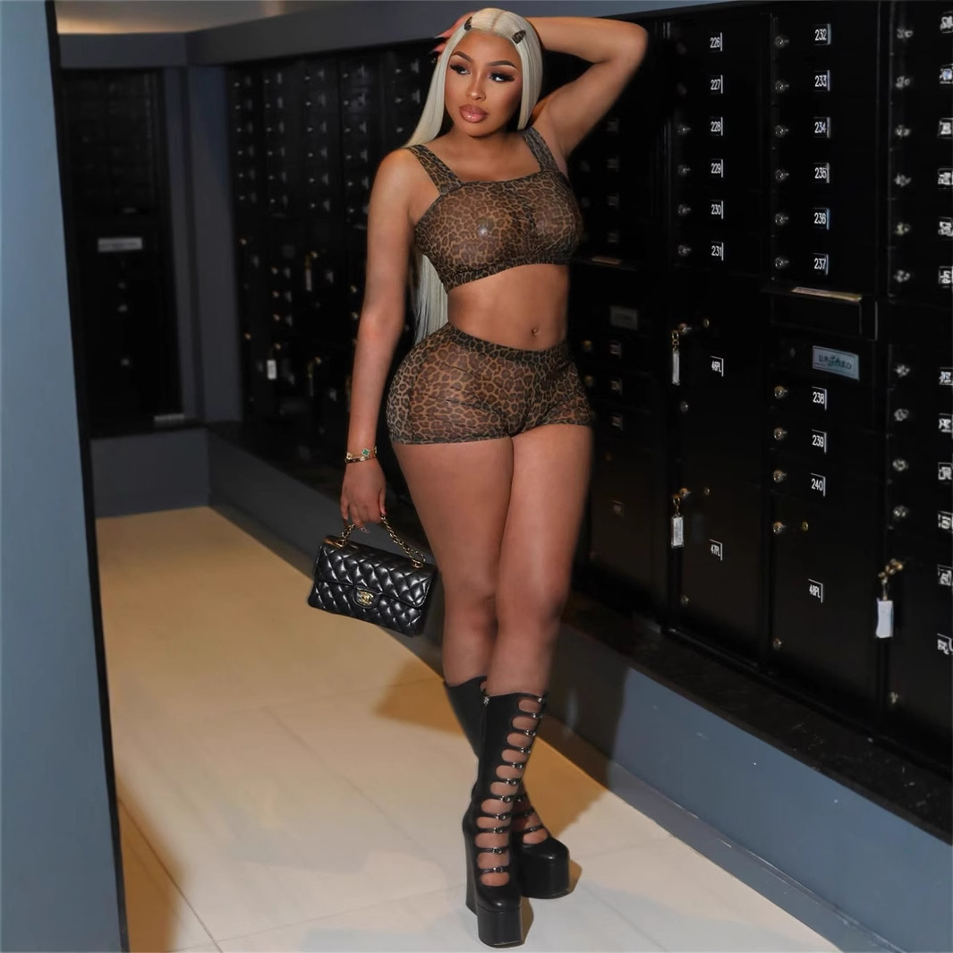2025S Designer Women S Set Fashion Strap Pant Pattern Printed Top With Exposed Umbilical Sexy Waist Pack And Hip Shorts Set
