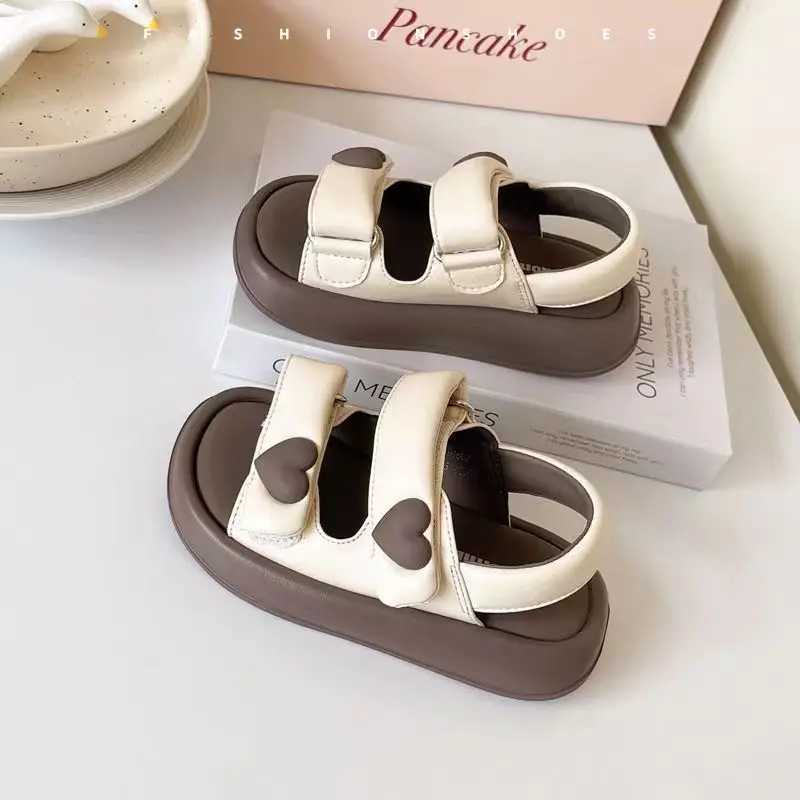 Cute Heart Childrens Sandals Summer PU Leather Hook and Loop Girls Sandals Breathable Soft Bottom Childrens Beach Shoes X250409