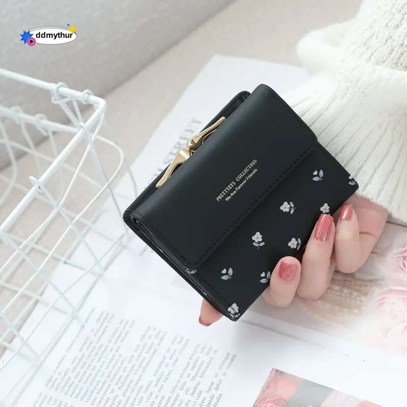 Short Buckle Purse Korean Version of The Three Fold Fresh and Simple Personality Small ral Mini Ladies Money Clip ddmythur
