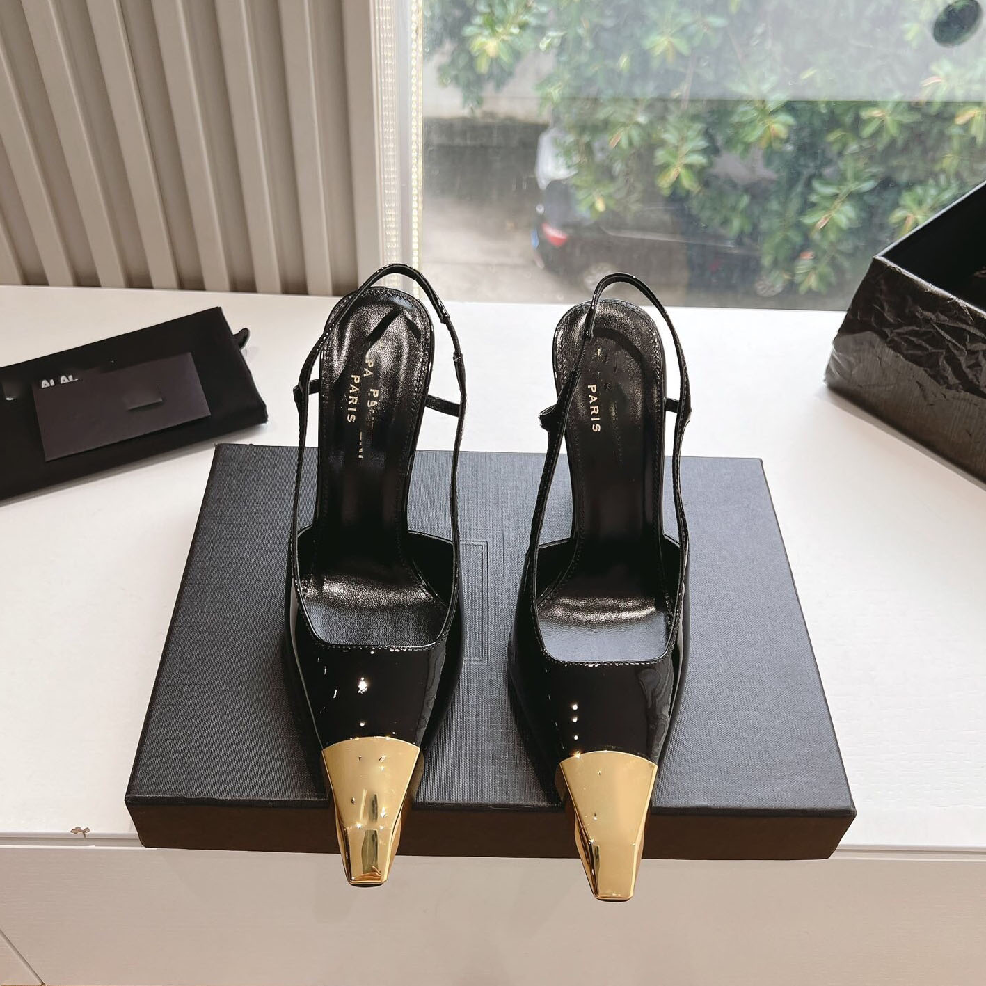 Luxury Shoes Women Revival Designer Sandals Big Bow Heels Leather Round Toe Summer Sandal High Heel Temperament Casual