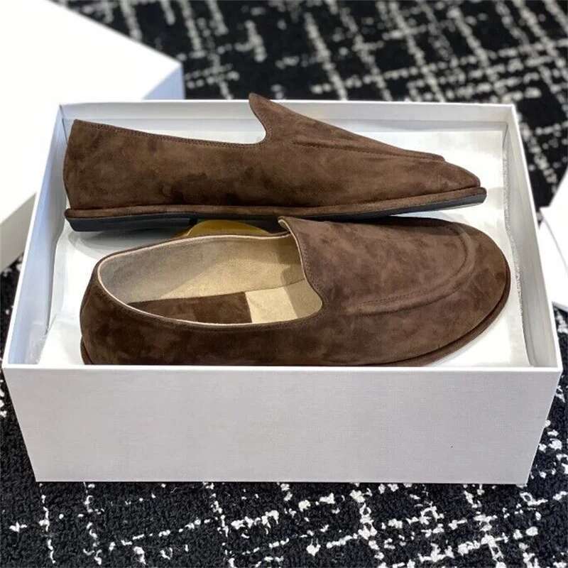 Soft soled loafers for women's spring and summer new style one foot casual shoes suede flat sole single shoe trend