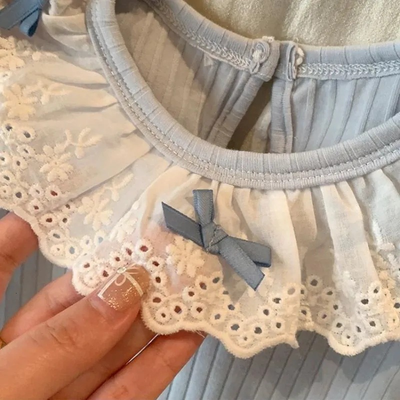 Ddmyshoesvip Girls Long Sleeved T Shirt New Spring Outfit Bow Lace Collar Base Shirt Sweet Top For Children And Babies
