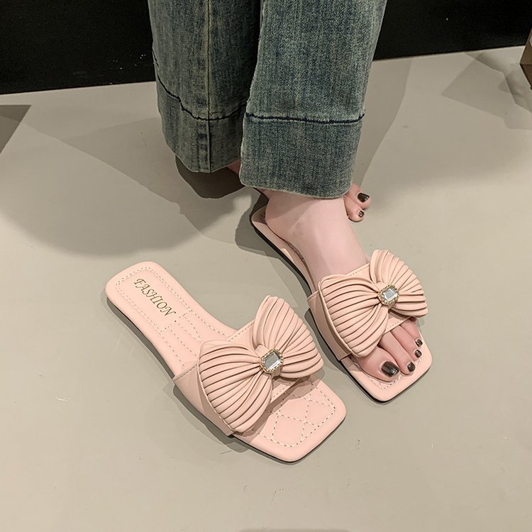 Women's 2025 summer new plus-size women's shoes comfortable flat shoes wear fairy small fragrant wind flip-flops shoe size 35-43