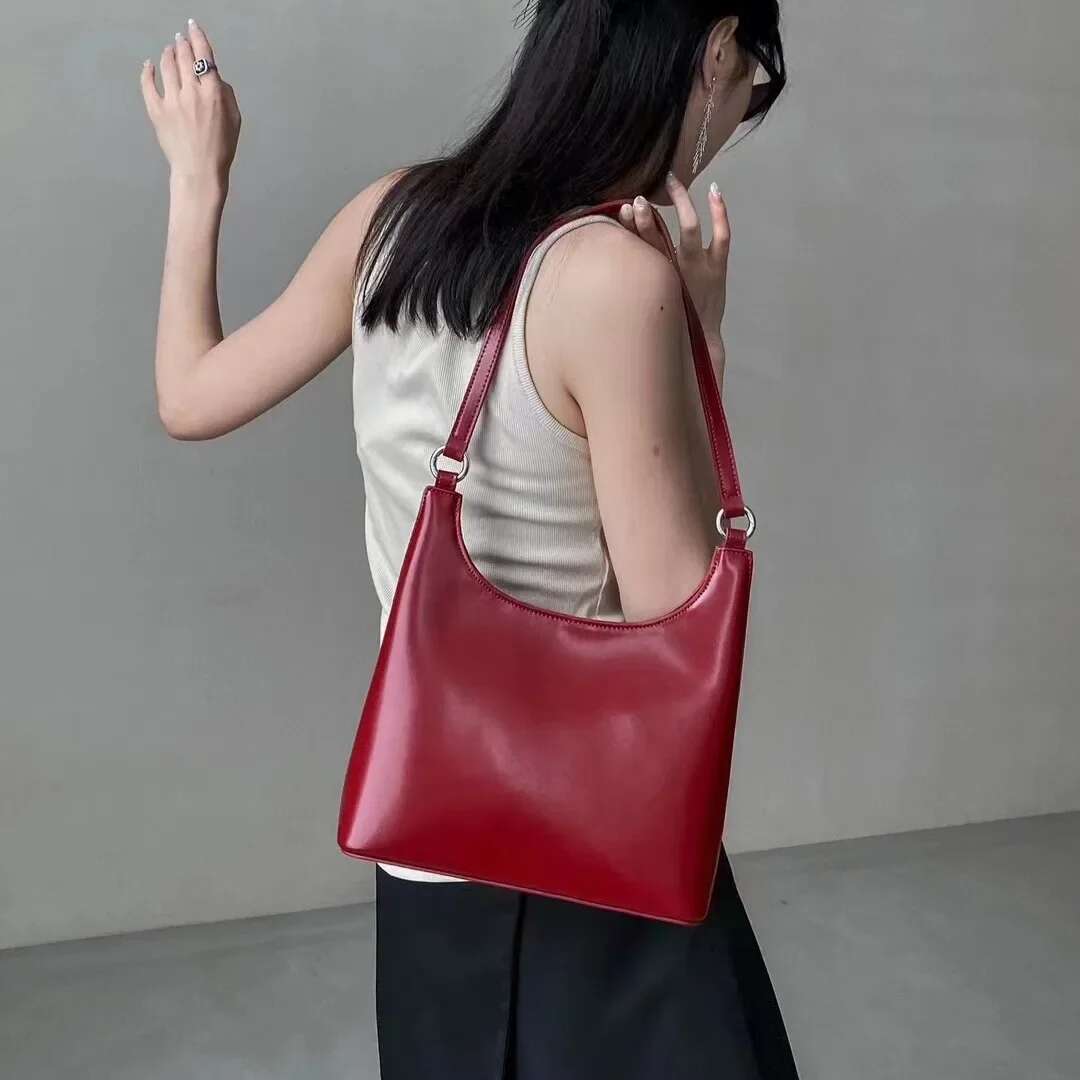 2024 New Style Simple Sense Women's Single Shoulder Underarm Red Cow Leather Versatile Crossbody Bag Fashionable Handbag