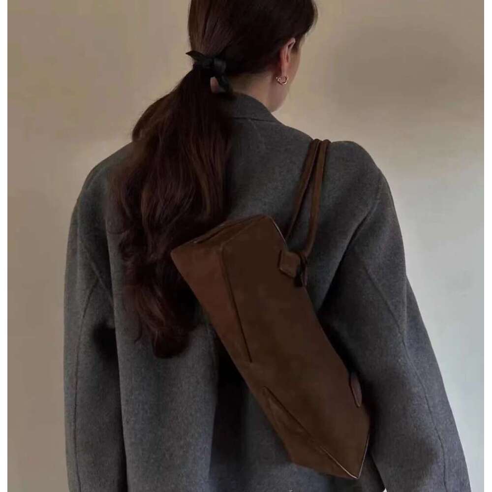 Genuine Leather Cowhide 2024 New High Quality Tubular Handles Shoulder Bag Women Famous Brands Elongated Shape Female Bags