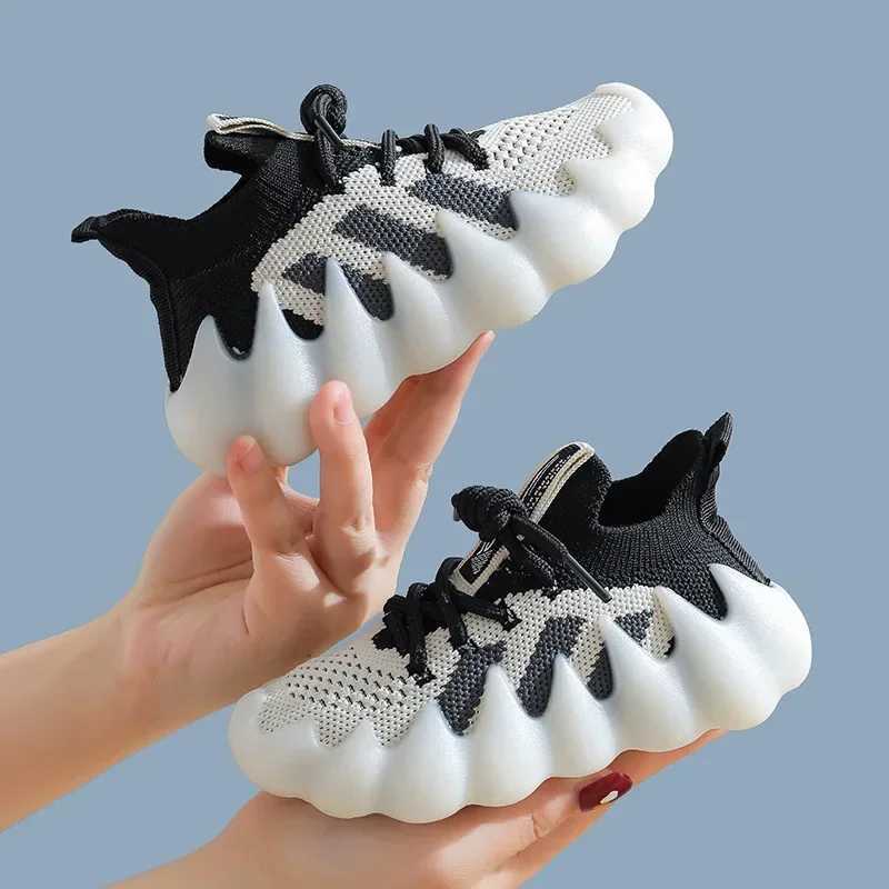 Luxury boys sports shoes childrens casual shoes 2025 fashionable childrens mesh girls sports running shoes childrens baby shoes X250409