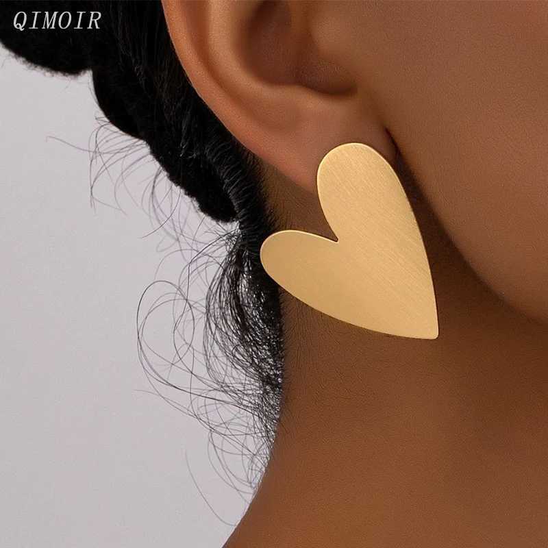 Large Metal Heart Post Earrings For Women Classic New Styles Fashion Jewelry Party Accessories Love Design Wholesale Gifts C1599 Z250408