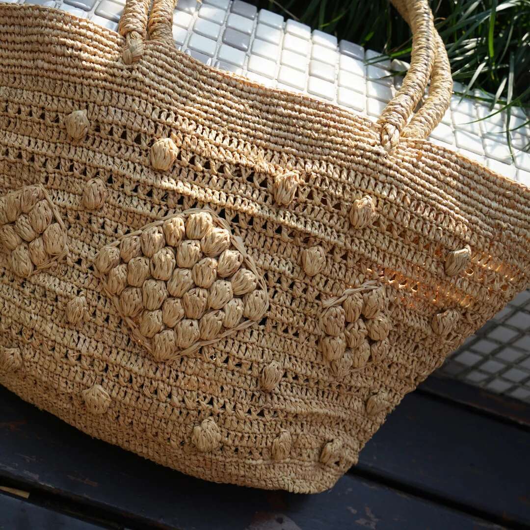 Handmade Bean Hollow Weaving For Women's Summer Travel Shoulder Bag