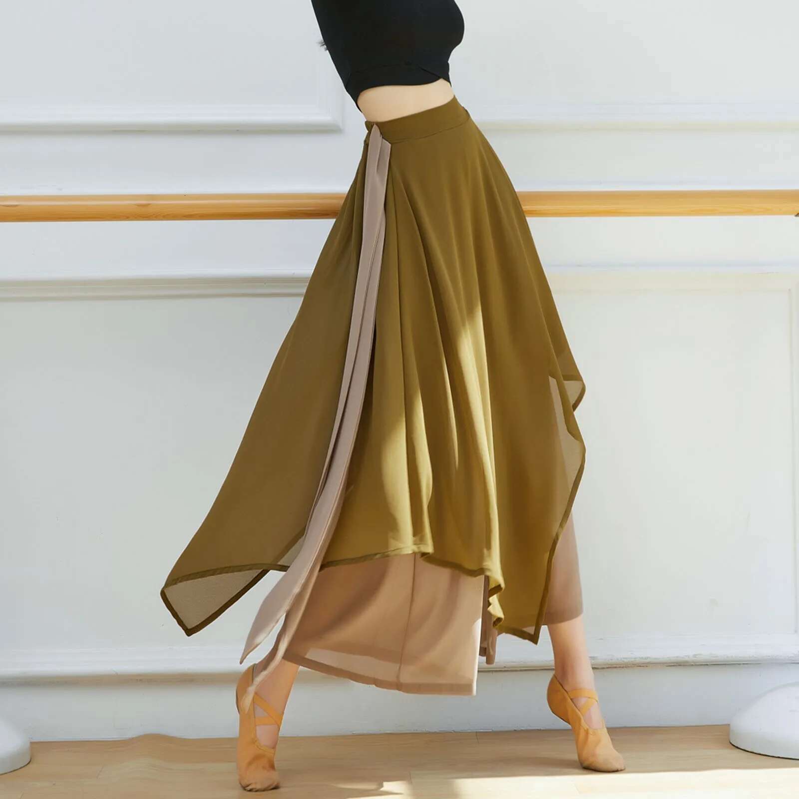 Dongdumaoyi China Dance Chiffon Culottes Wide Leg Harem Skort Pant Flowy Classical Folk Yangko Dancer Practice Wear Layers Fairy