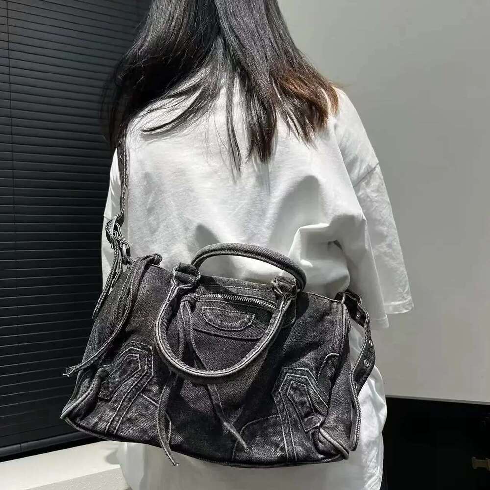 Women's Fashion Y2k Distressed Denim Shoulder Bag Patched Ing Wash Handbag