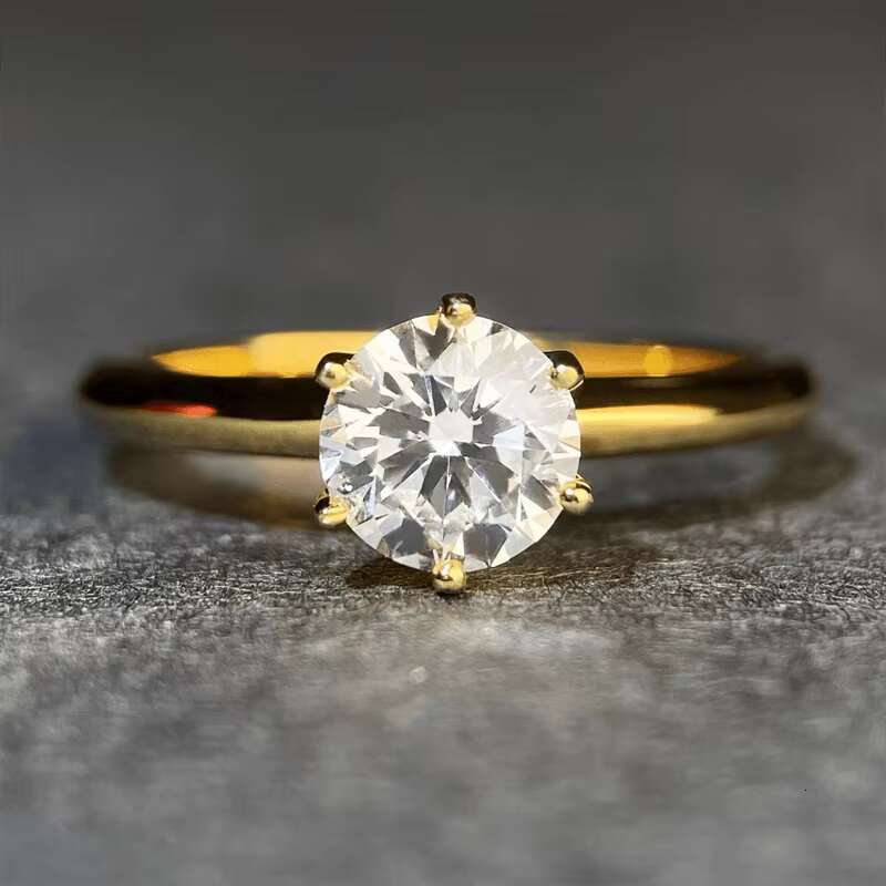 Moissanite S925 Sterling Silver Gold Plated 1 CT Halo Design VVS Round Brilliant Cut Moissanite Diamond Engagement Ring